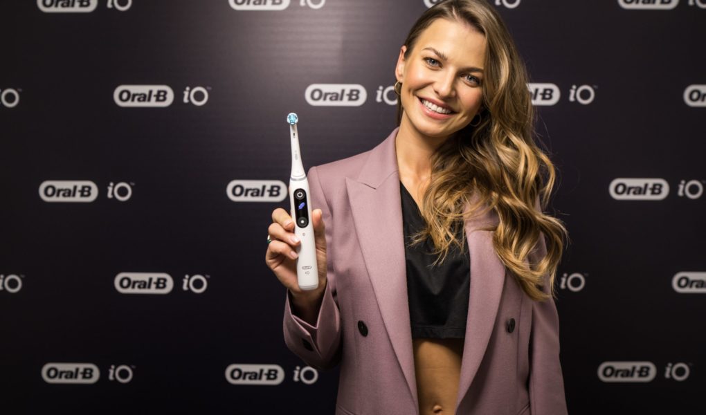 Oral-B wprowadza na rynek nową szczoteczkę z technologią magnetyczną